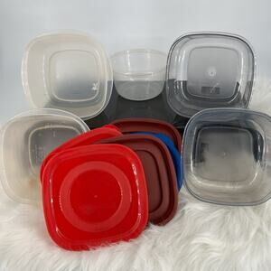 Rubbermaid Betty Crocker Bundle  3-5 Cup Capacity (5 Containers with Lids)